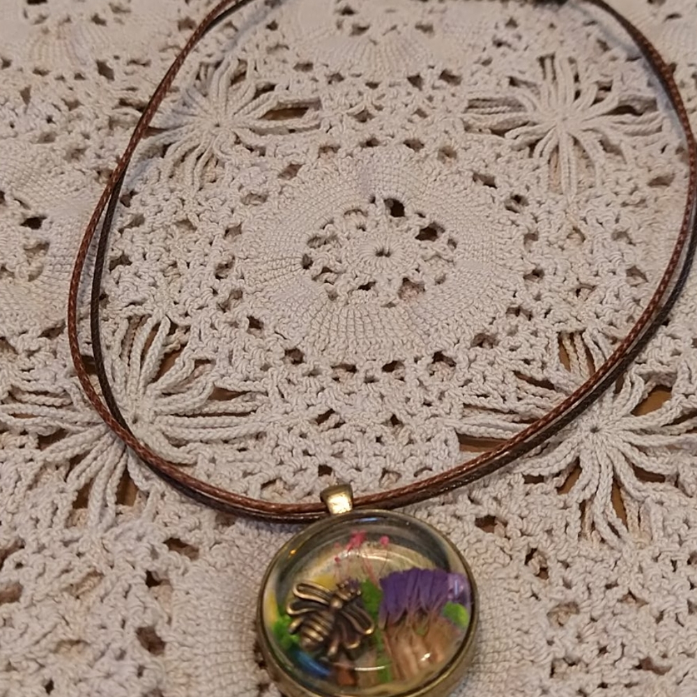 Necklace - Picture 2 of 4
